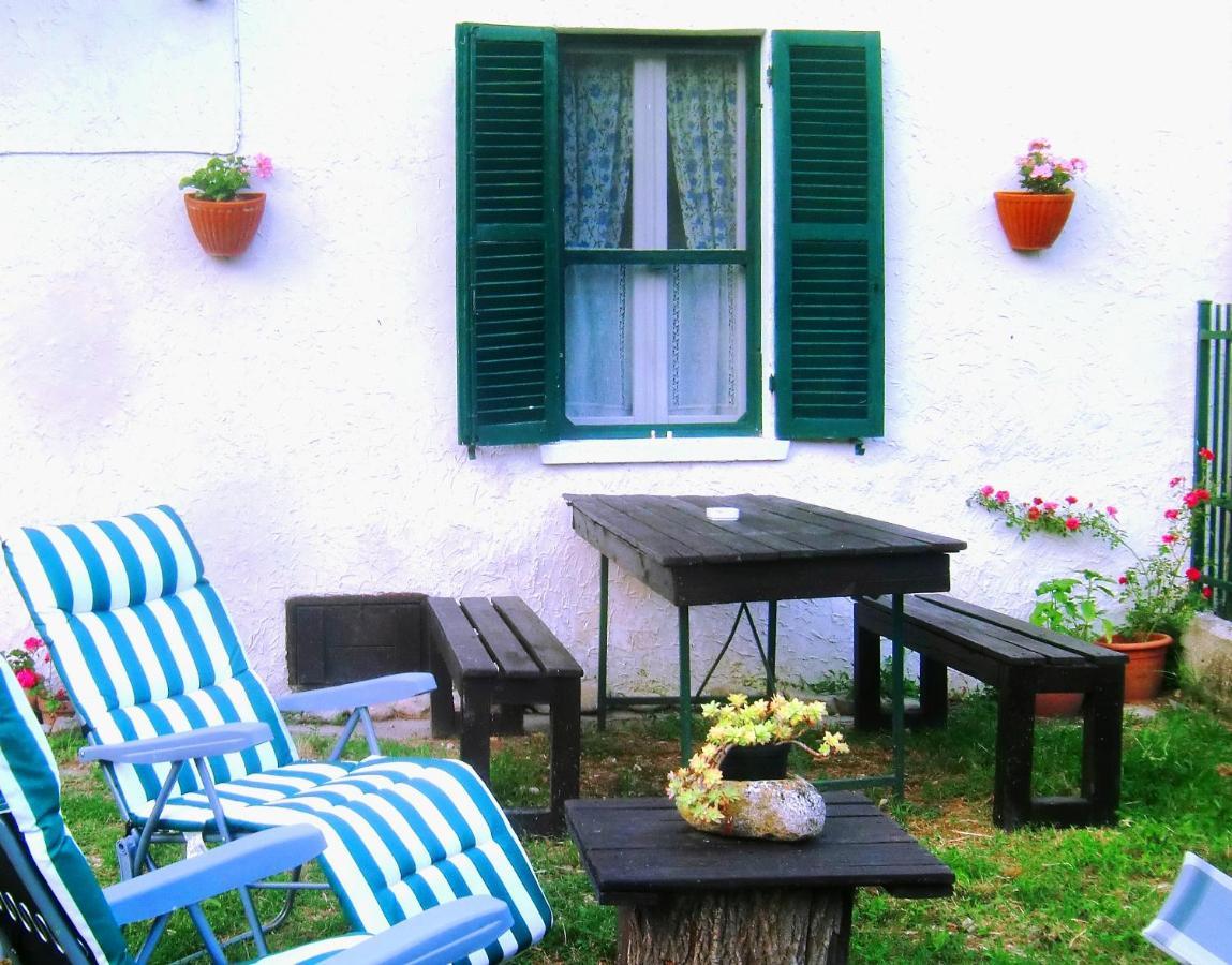 Gasthaus Ca' Perucci Urbino Exterior foto